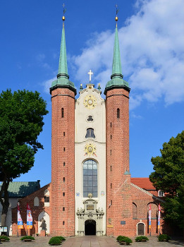 Archcathedral_Basilica_in_Oliwa1 Archcathedral_Basilica_in_Oliwa1